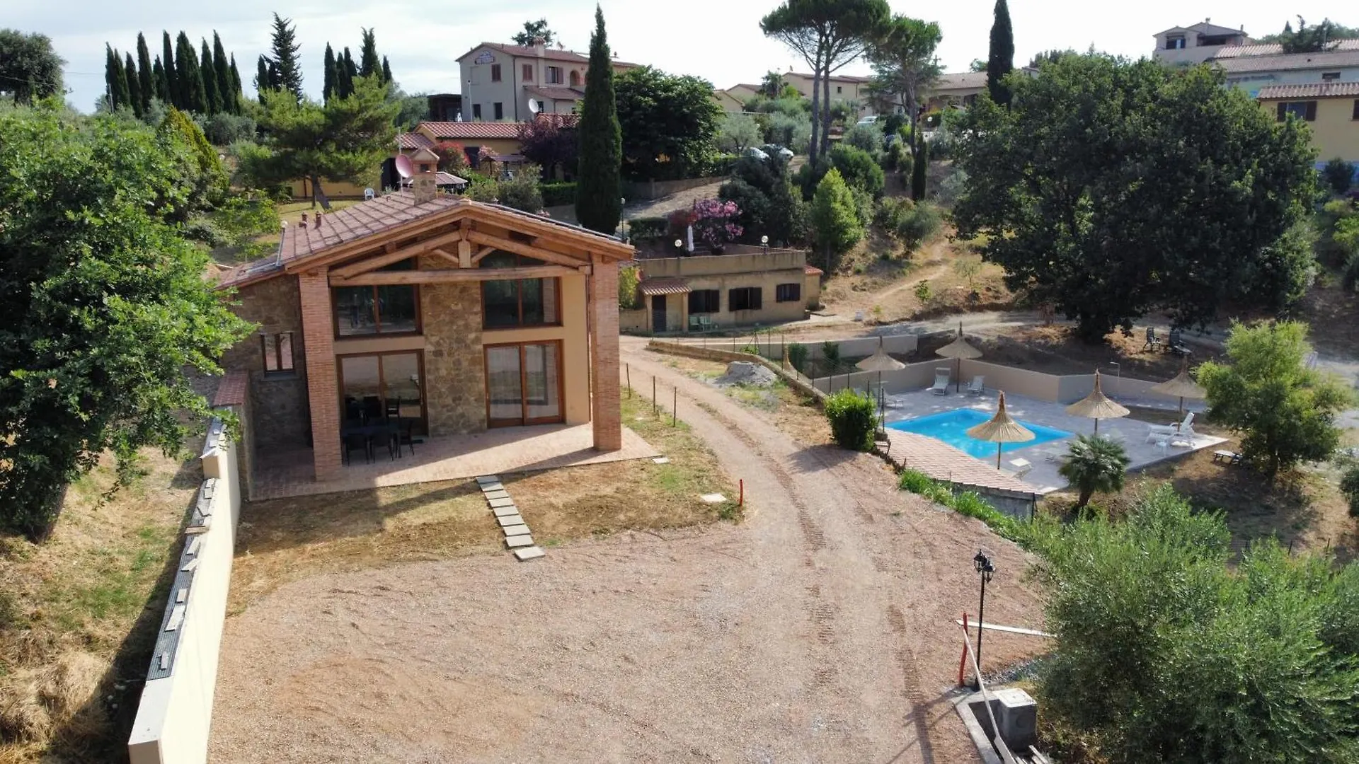 Farm stay Agriturismo I Cerroni Montescudaio Italy