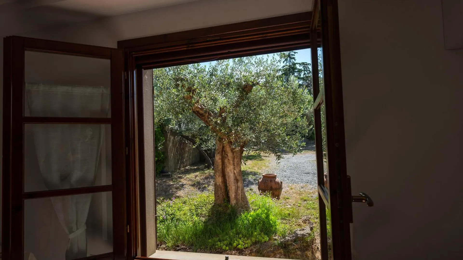 Agriturismo I Cerroni Montescudaio Farm stay